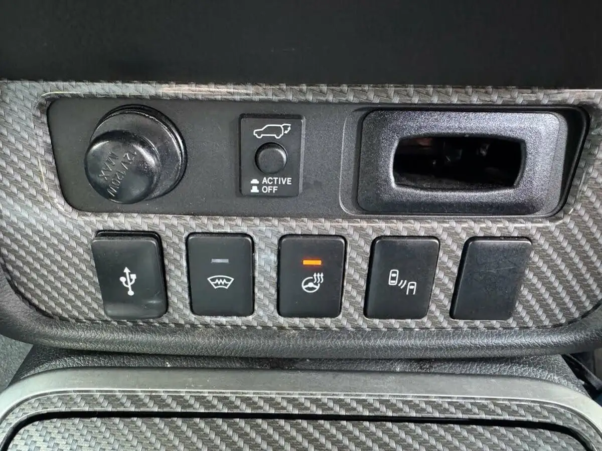 2019-mitsubishi-outlander-24-4h-phev-big-35