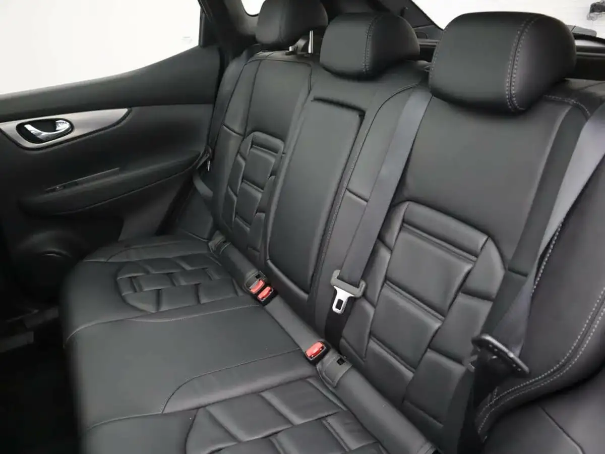 2021-nissan-qashqai-13-dig-t-n-motion-140ps-big-9