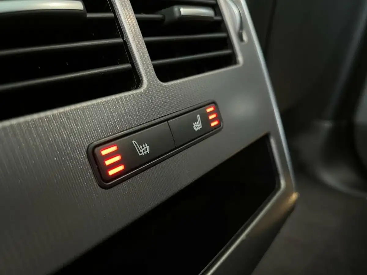 2020-land-rover-range-rover-sport-20-p300-hse-big-29