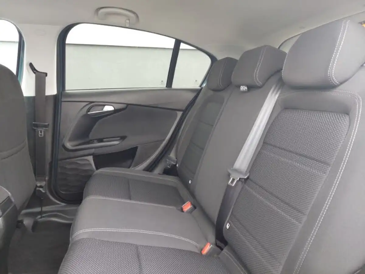 2021-fiat-tipo-10-life-hatchback-big-5