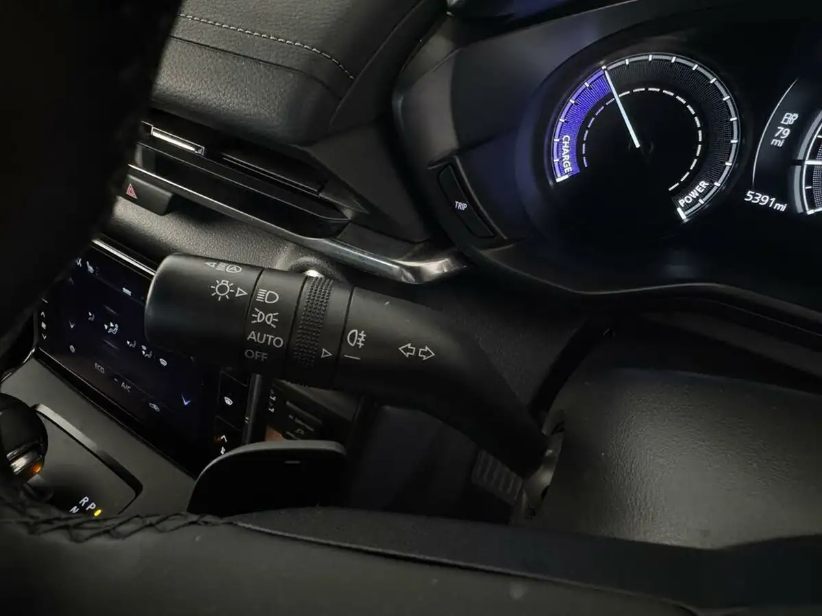 2021-mazda-mx-30-e-gt-sport-tech-big-18