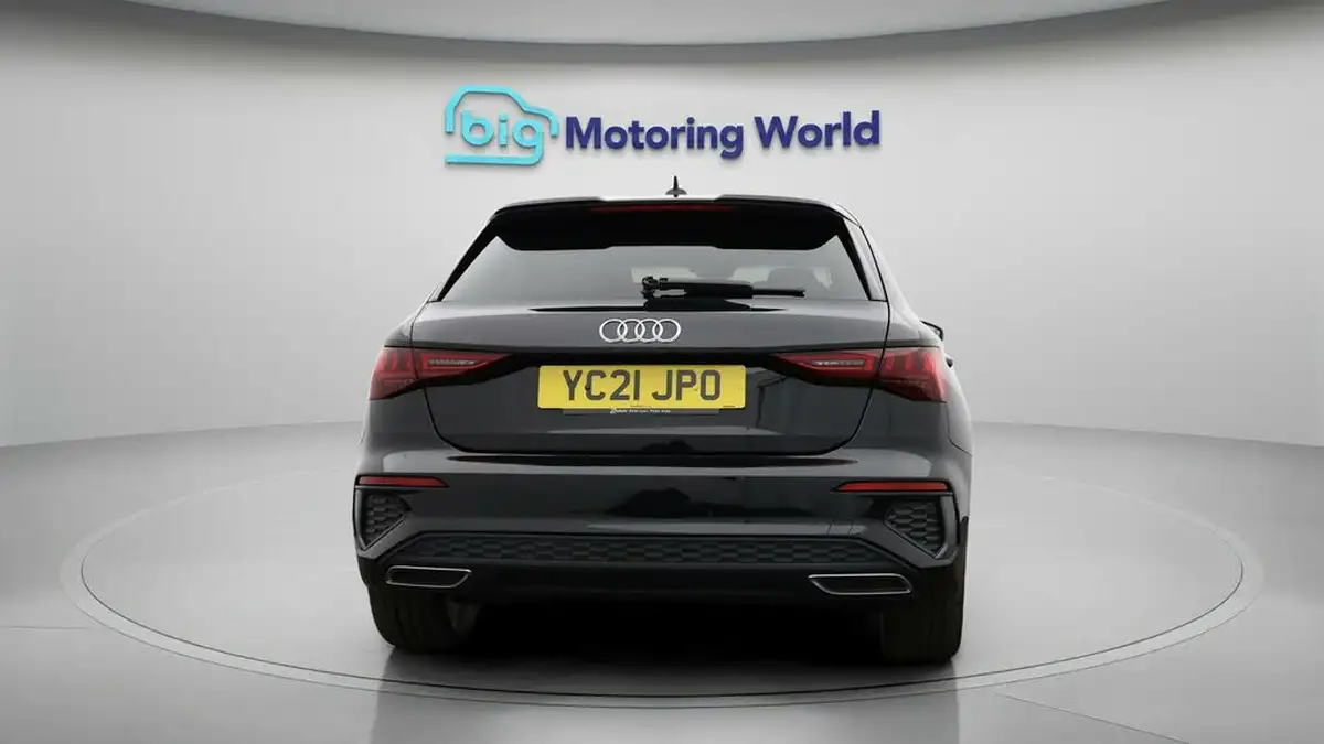2021-audi-a3-14-40-tfsi-e-s-line-big-5