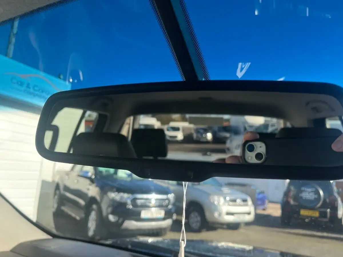 2014-nissan-navara-25td-tekna-connect-premium-auto-big-30
