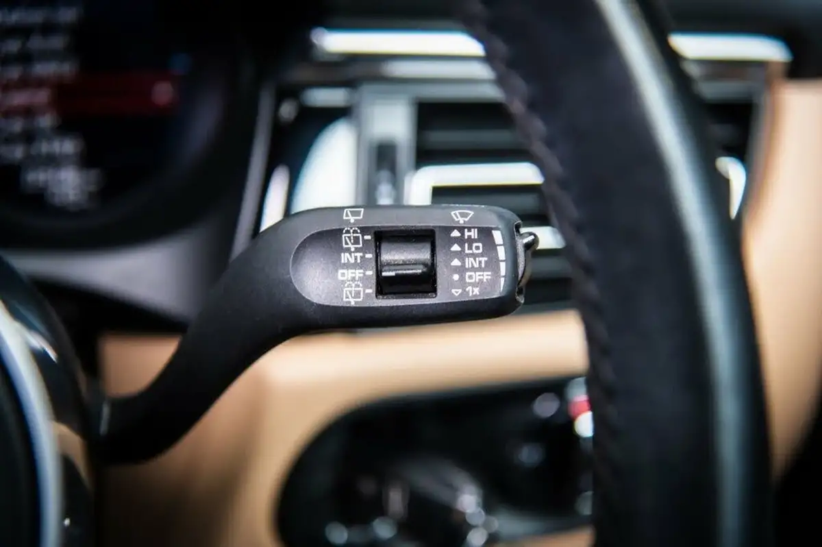 2020-porsche-macan-30-v6-s-big-20