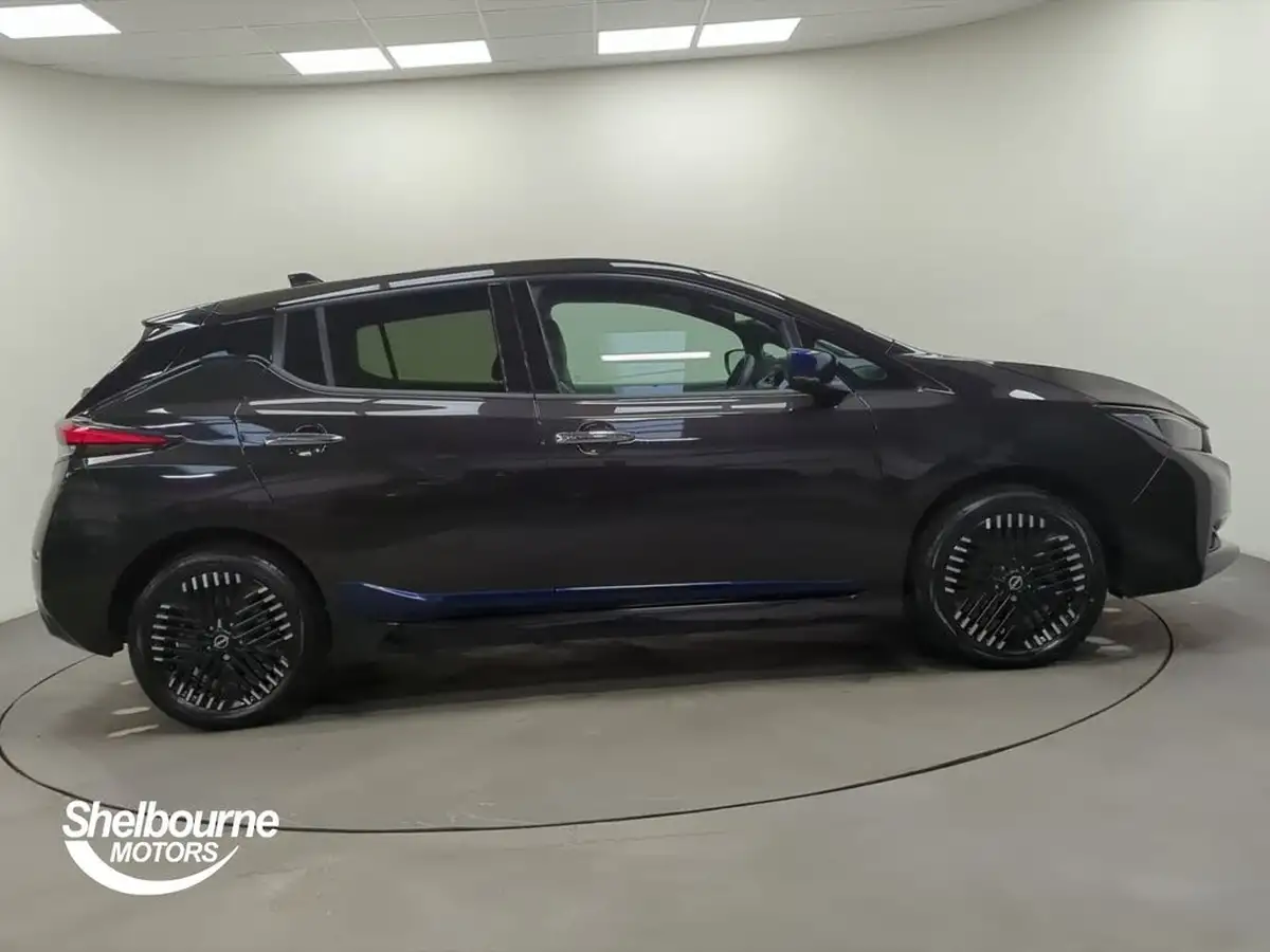 2024-nissan-leaf-e-e-tekna-59kwh-big-2
