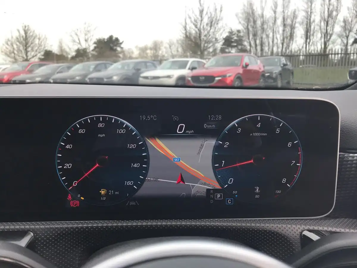 2020-mercedes-benz-a-class-13-a180-sport-executive-hatchback-5d-7g-dct-big-7