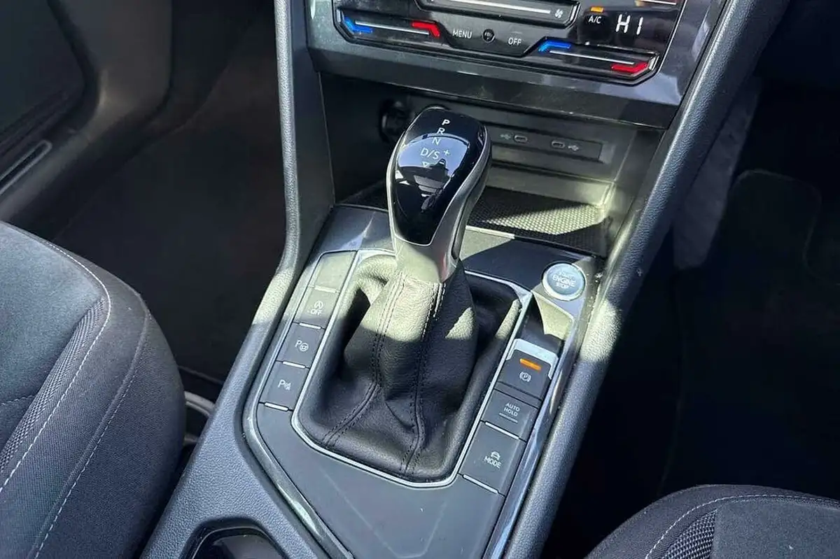 2021-volkswagen-tiguan-15-tsi-elegance-big-18