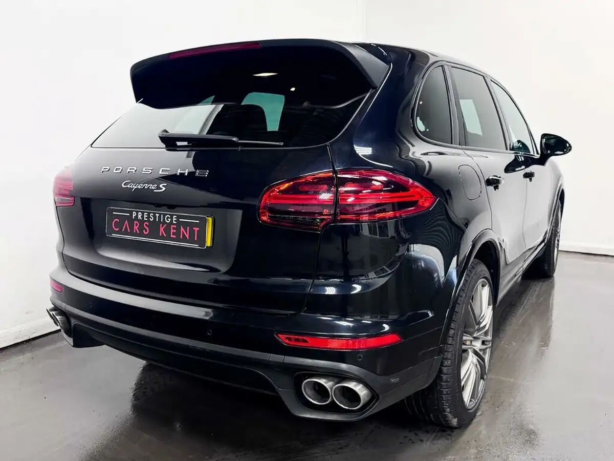2017-porsche-cayenne-42td-s-diesel-platinum-edition-big-13
