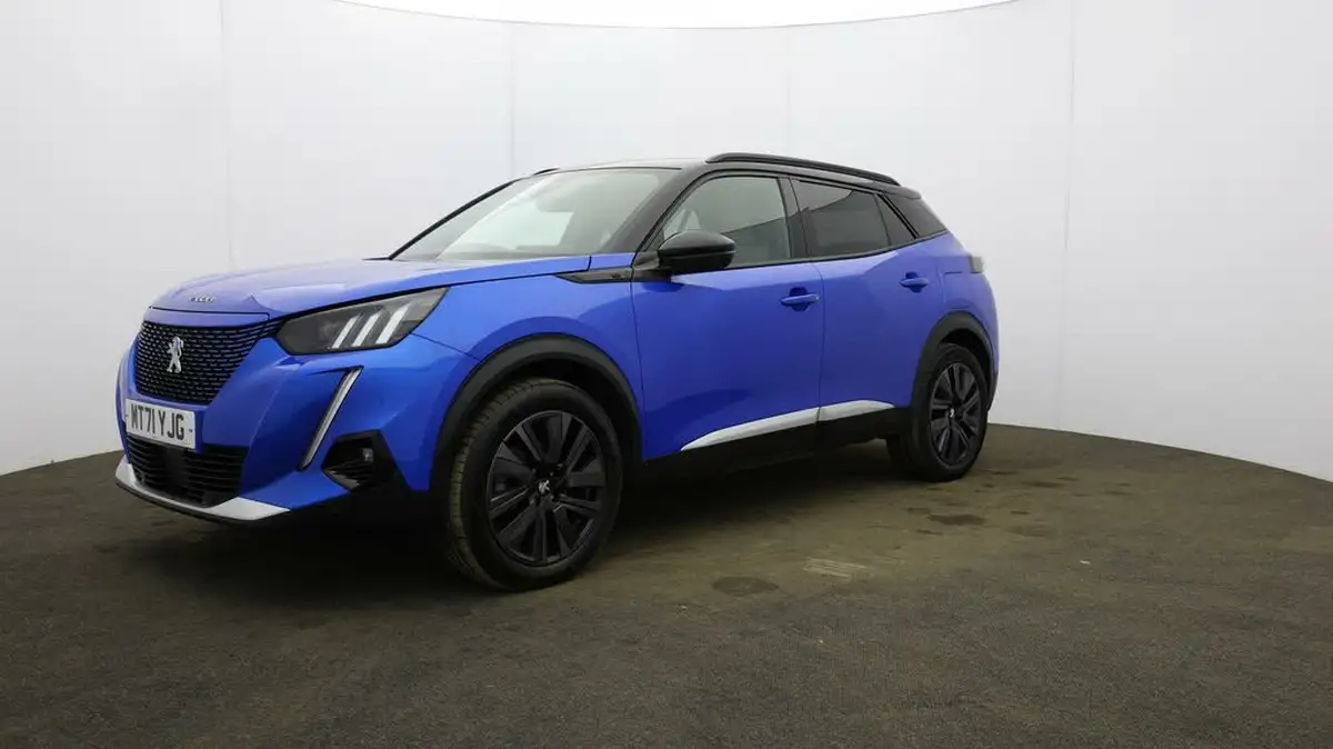 2021-peugeot-2008-suv-e-gt-premium-50kwh-big-2