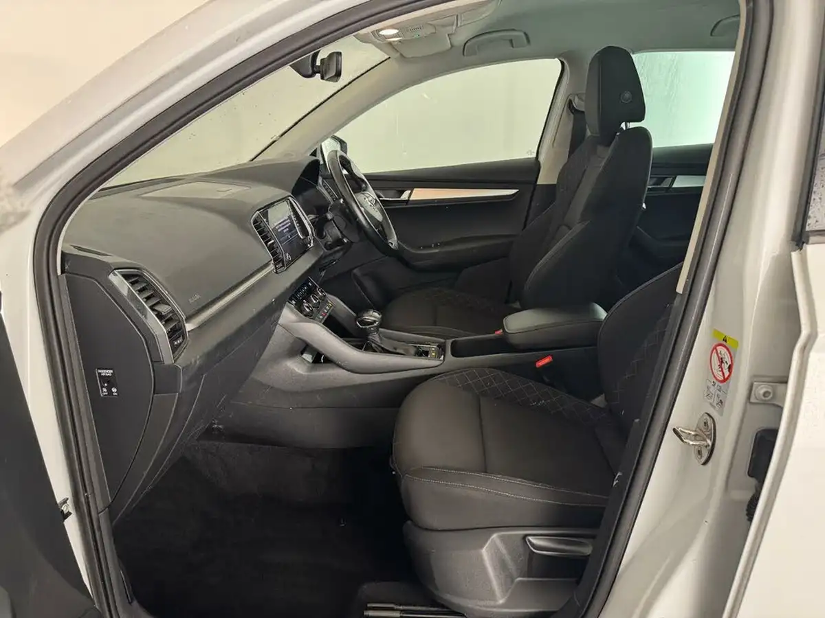2021-skoda-karoq-15-tsi-se-technology-dsg-big-10