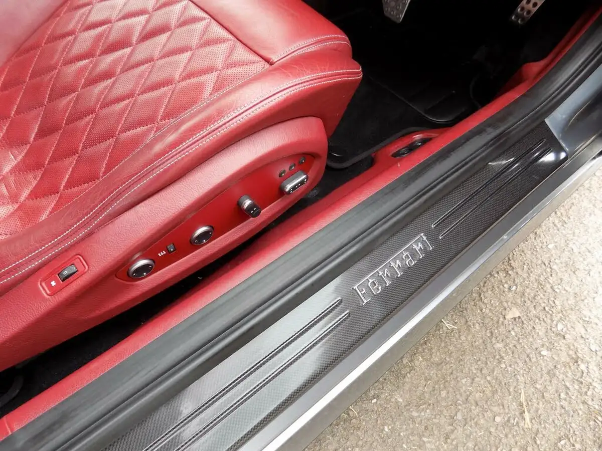 2012-ferrari-ff-63-big-59