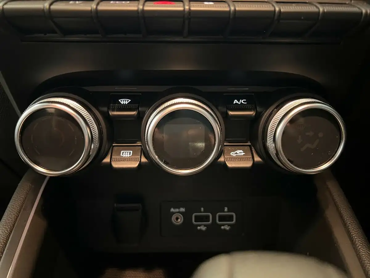 2021-renault-clio-16-iconic-big-20