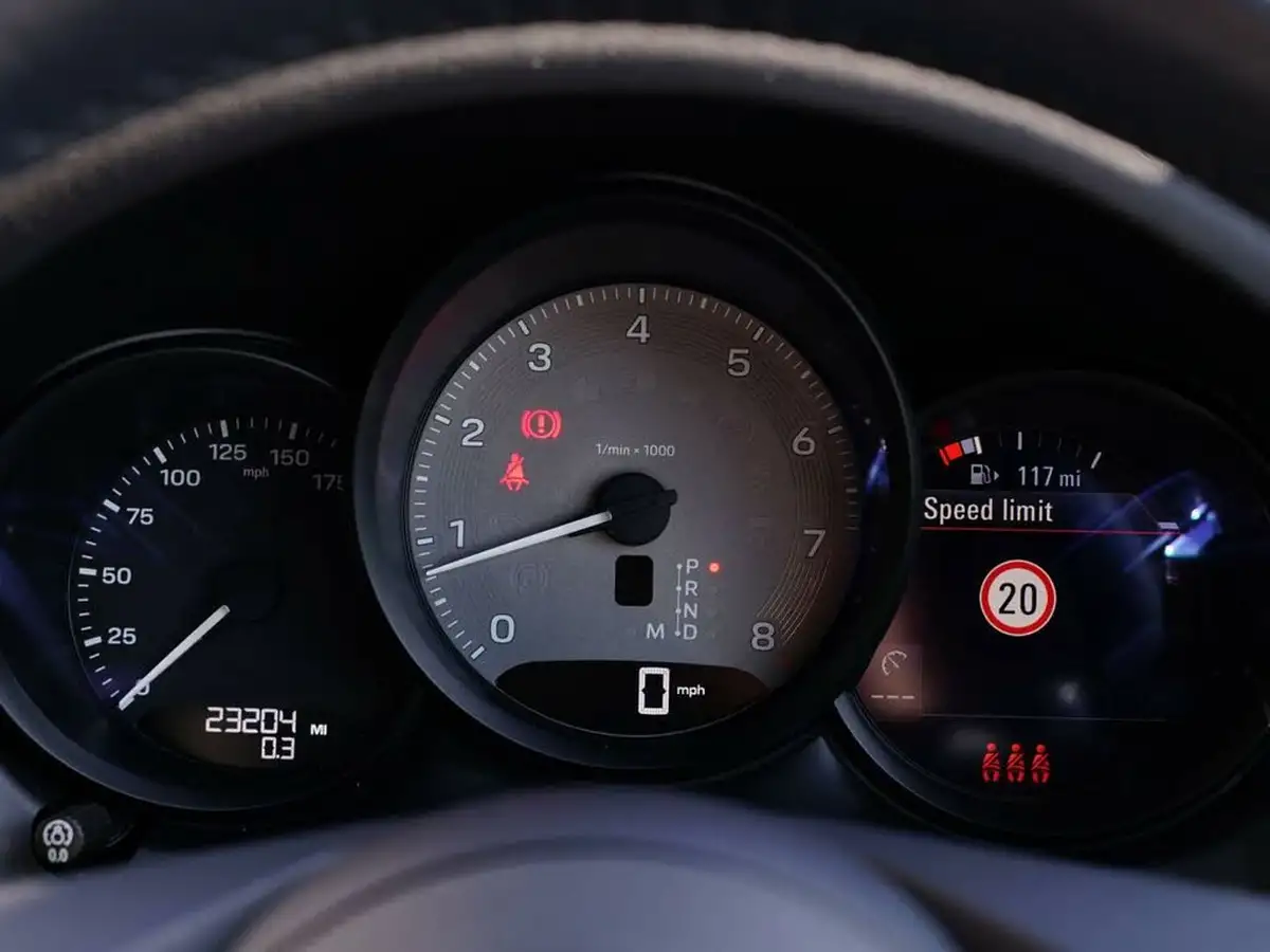 2022-porsche-macan-29-v6-s-big-14