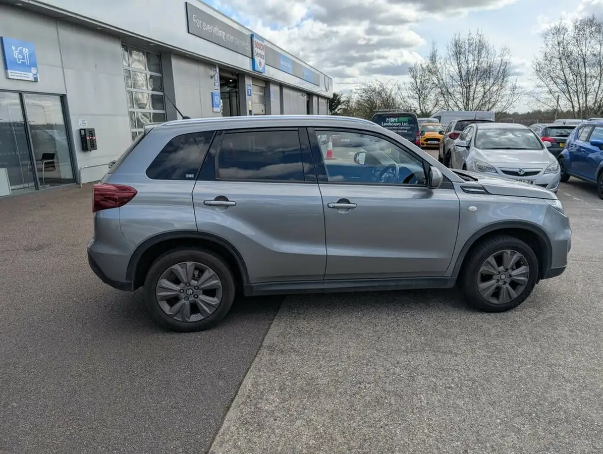 2021-suzuki-vitara-14-boosterjet-sz-t-big-7