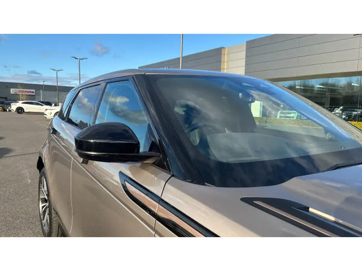 2023-land-rover-range-rover-evoque-15-p300e-r-dynamic-hse-big-55