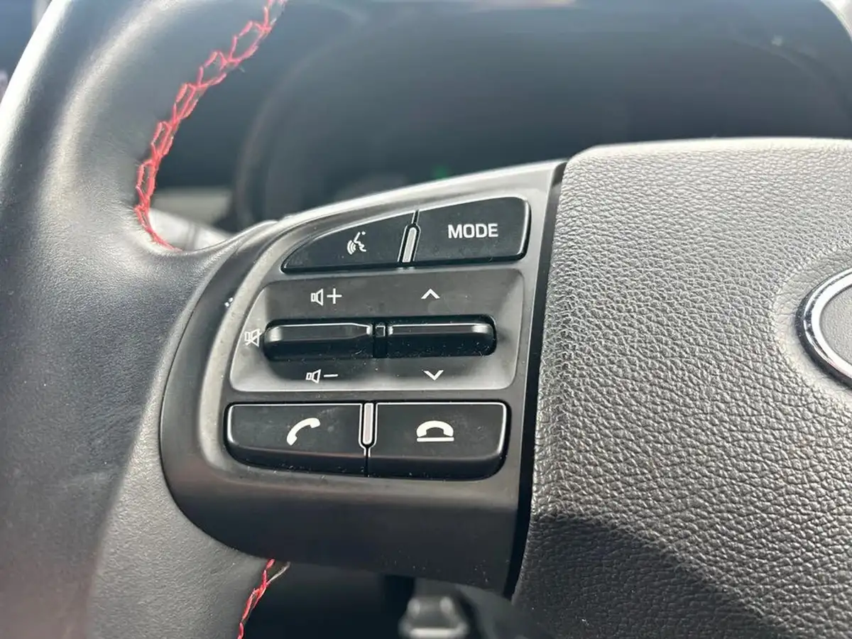 2022-hyundai-i10-10-t-gdi-n-line-big-21