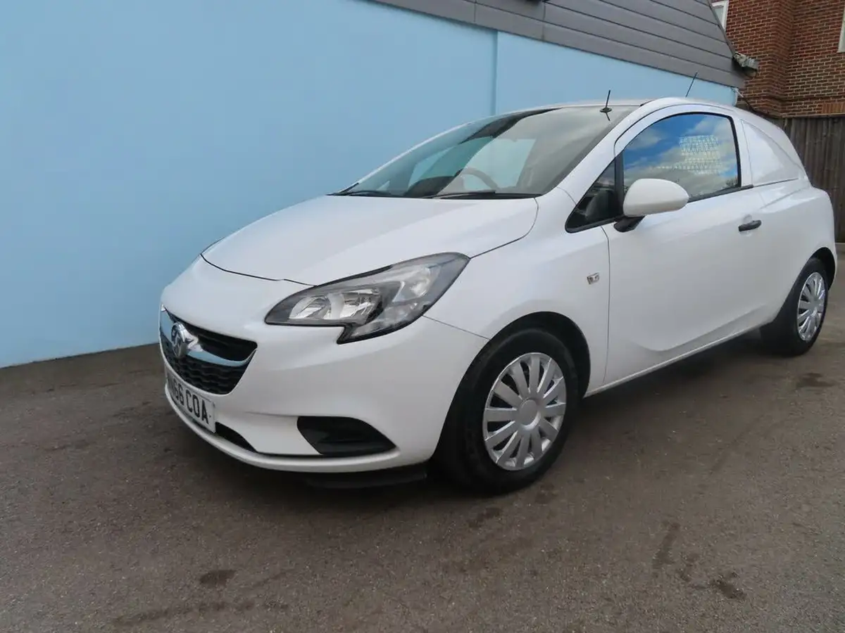 2016-vauxhall-corsavan-13td-startstop-ecoflex-l1h1-panel-big-6