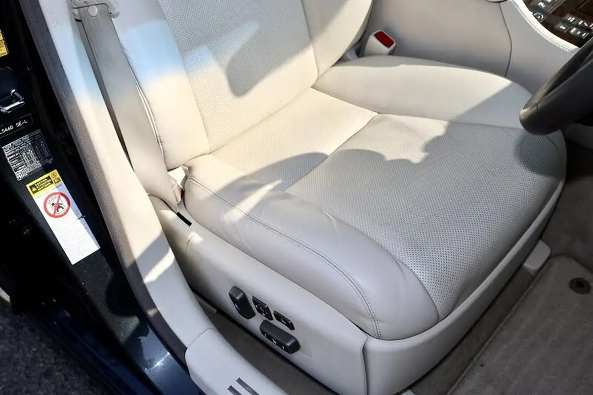 2008-lexus-ls-460-46-se-l-big-39