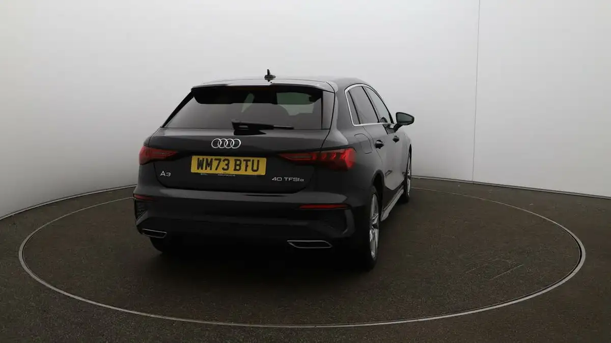 2023-audi-a3-14-40-tfsi-e-s-line-big-55