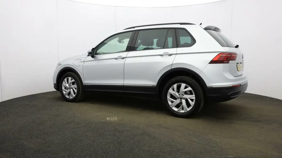 2022-volkswagen-tiguan-14-tsi-life-big-58