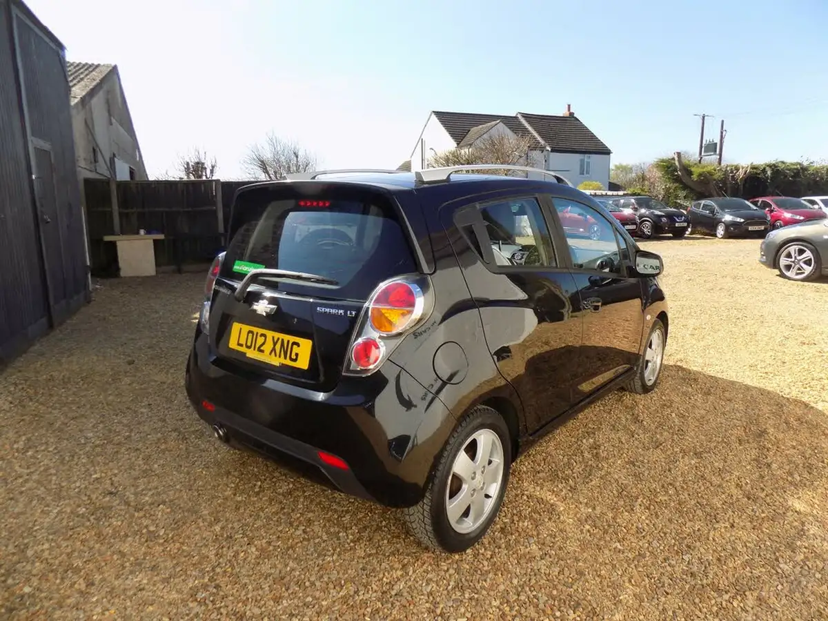 2012-chevrolet-spark-12-ls-big-4
