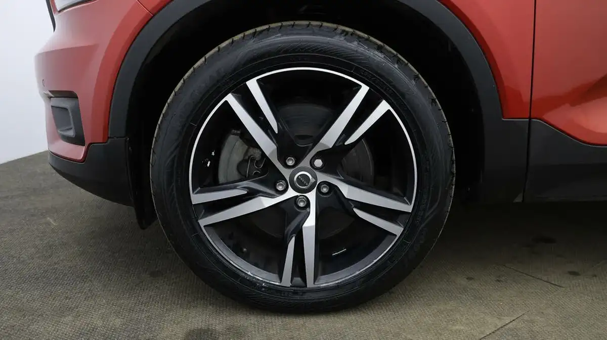 2021-volvo-xc40-15-t5-r-design-262bhp-big-17