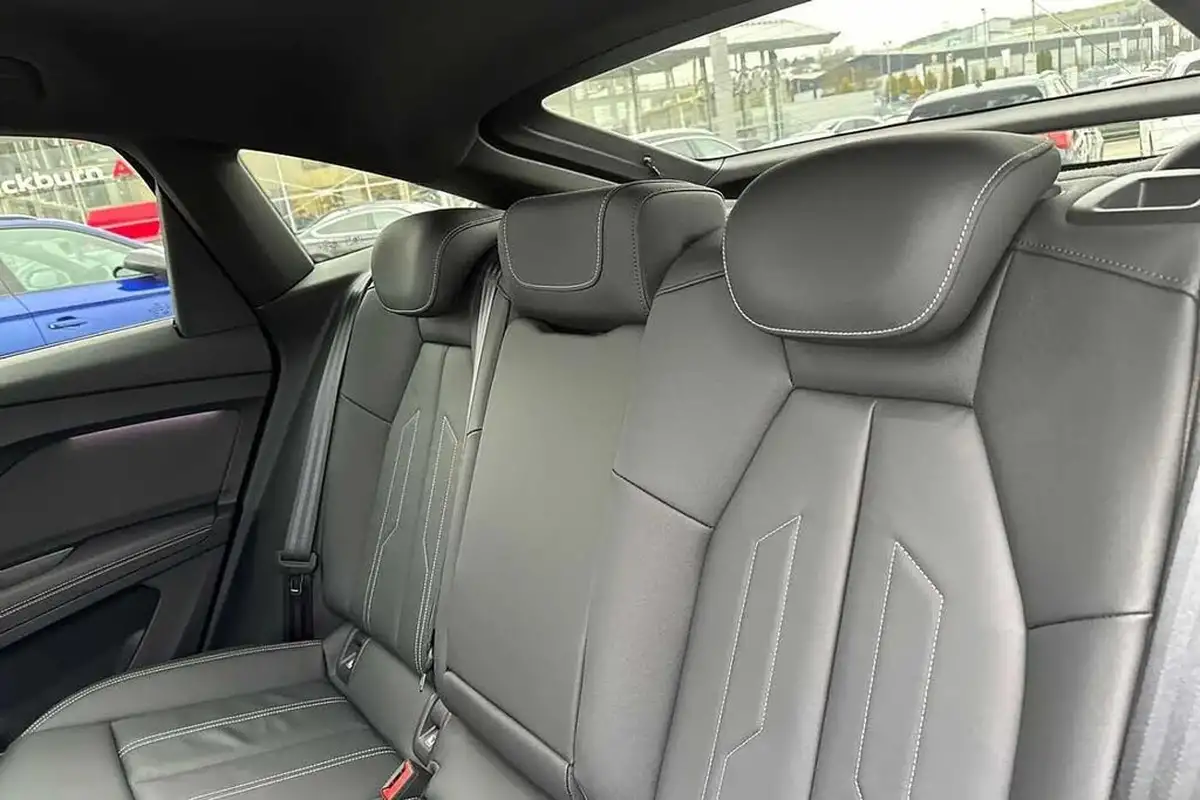 2024-audi-q4-e-tron-45e-s-line-sportback-auto-big-13