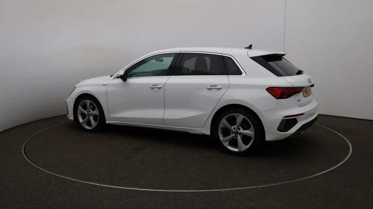 2021-audi-a3-10-30-tfsi-sportback-5d-big-40