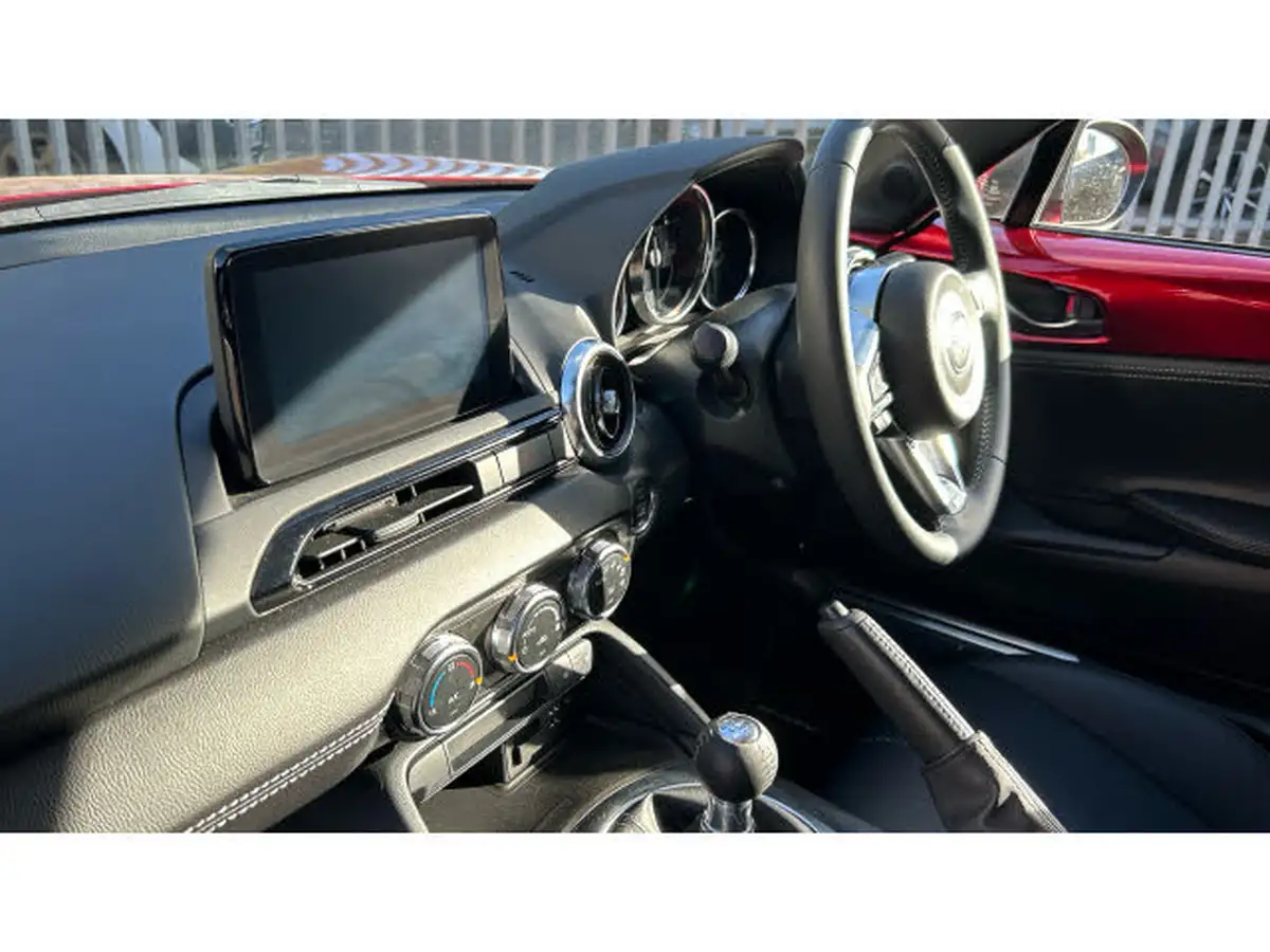 2022-mazda-mx-5-15-sport-convertible-big-8