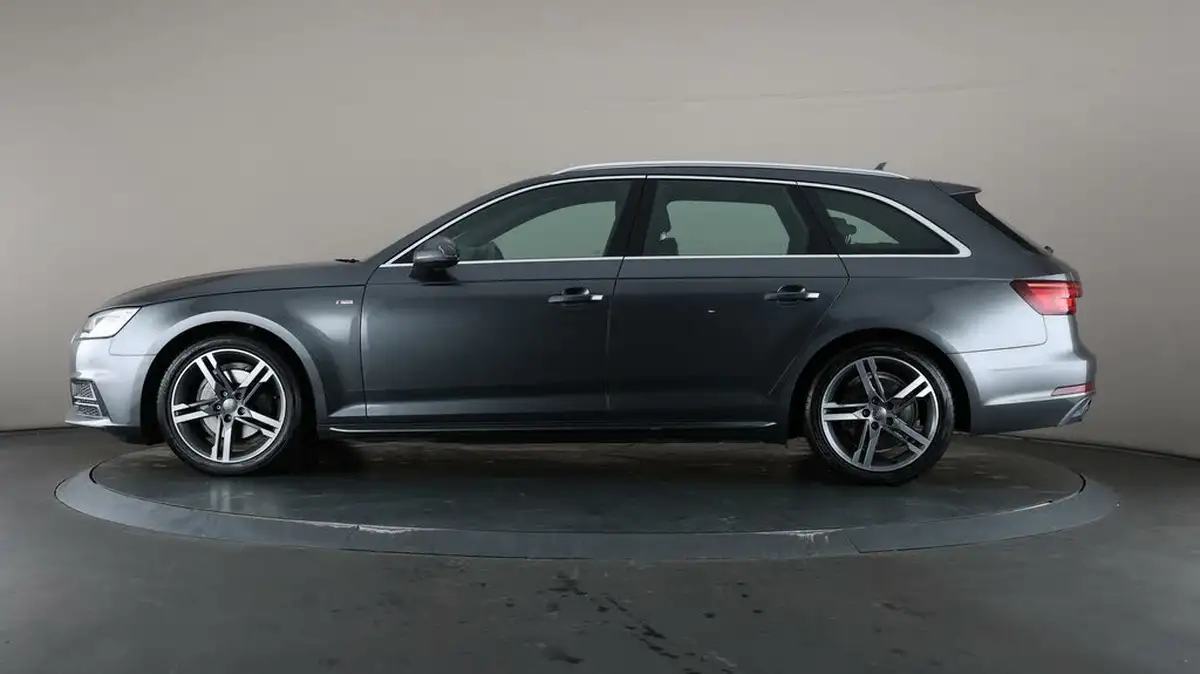 2018-audi-a4-avant-14-tfsi-s-line-tronic-big-35