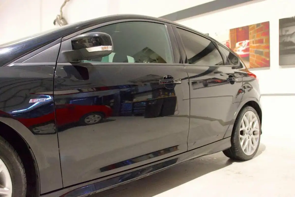 2017-ford-focus-10t-st-line-125ps-hatchback-big-14