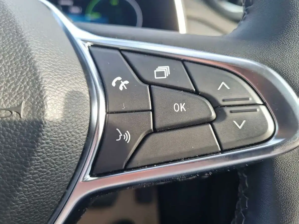 2022-renault-zoe-e-i-iconic-110ps-r110ze50-big-20