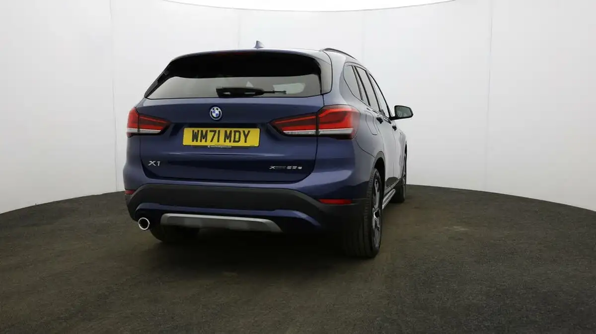2022-bmw-x1-15-xdrive-25e-phev-xline-big-5