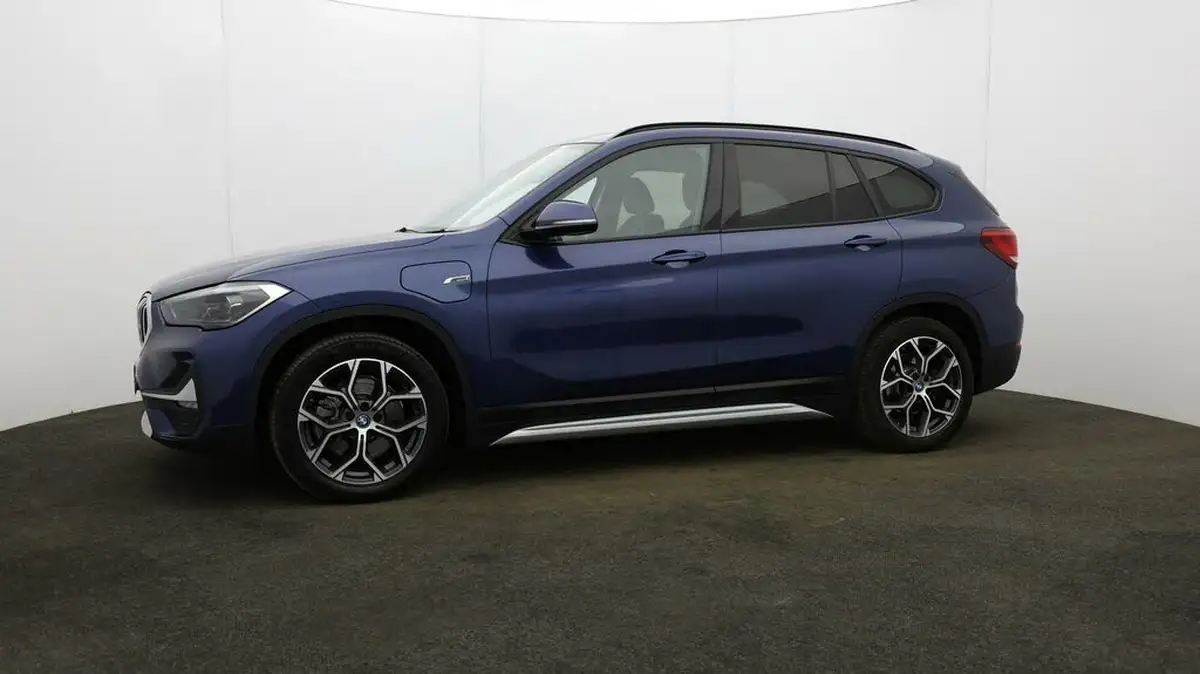 2022-bmw-x1-15-xdrive-25e-phev-xline-big-33