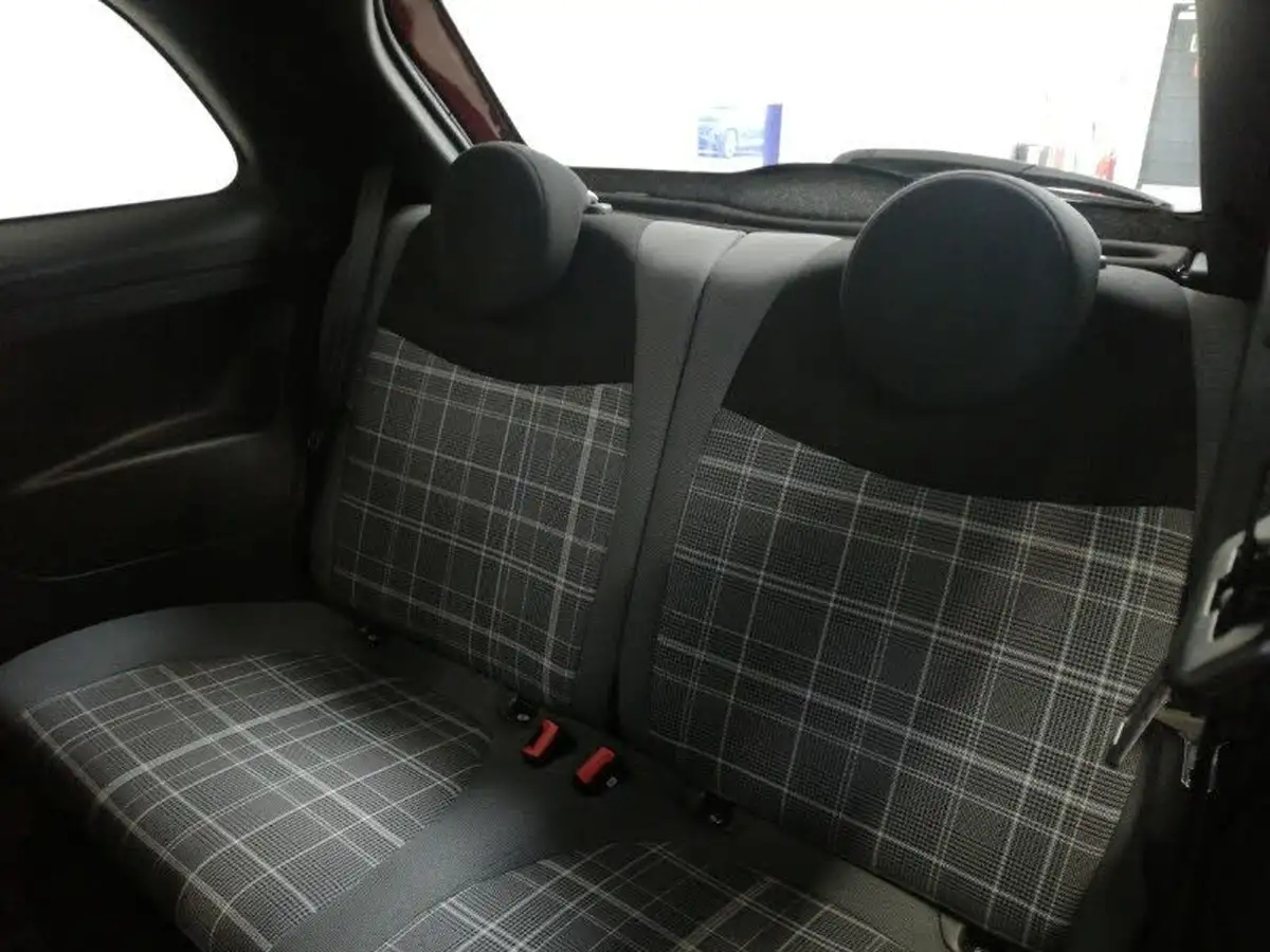 2021-fiat-500-10-lounge-big-5