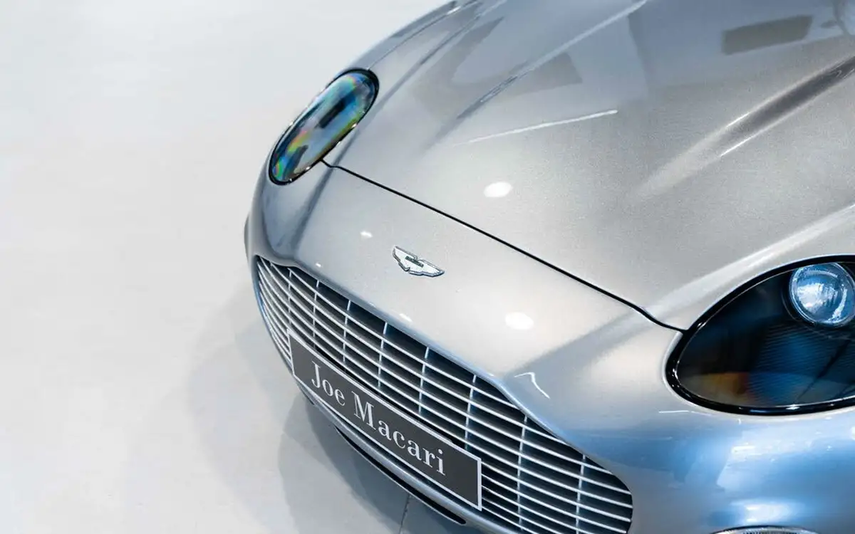 2004-aston-martin-db7-59-vantage-big-2
