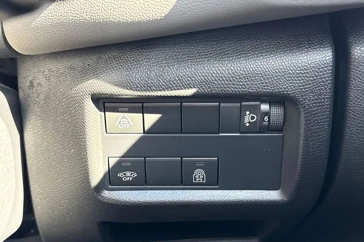 2019-citroen-c5-aircross-12-puretech-flair-big-25