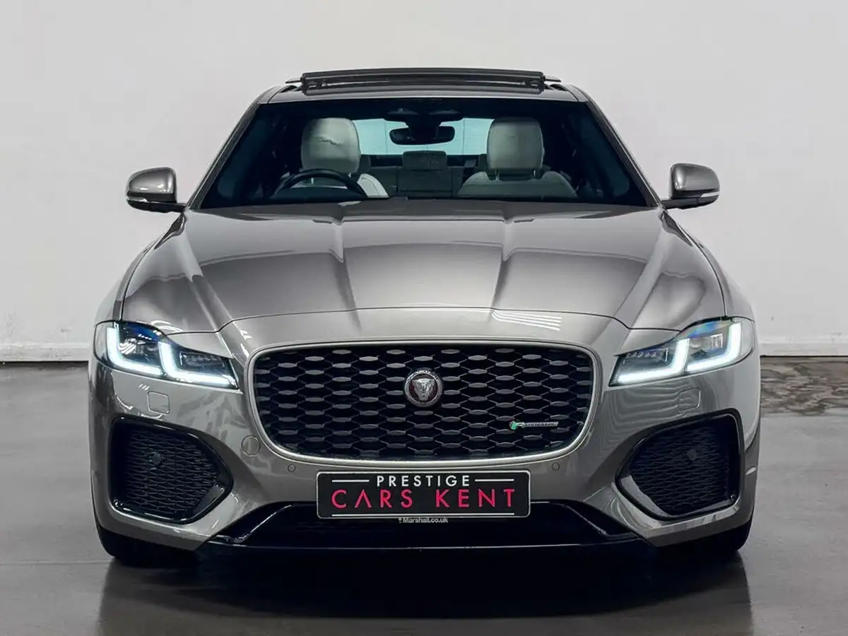 2022-jaguar-xf-20-d200-r-dynamic-se-rwd-saloon-4d-big-5