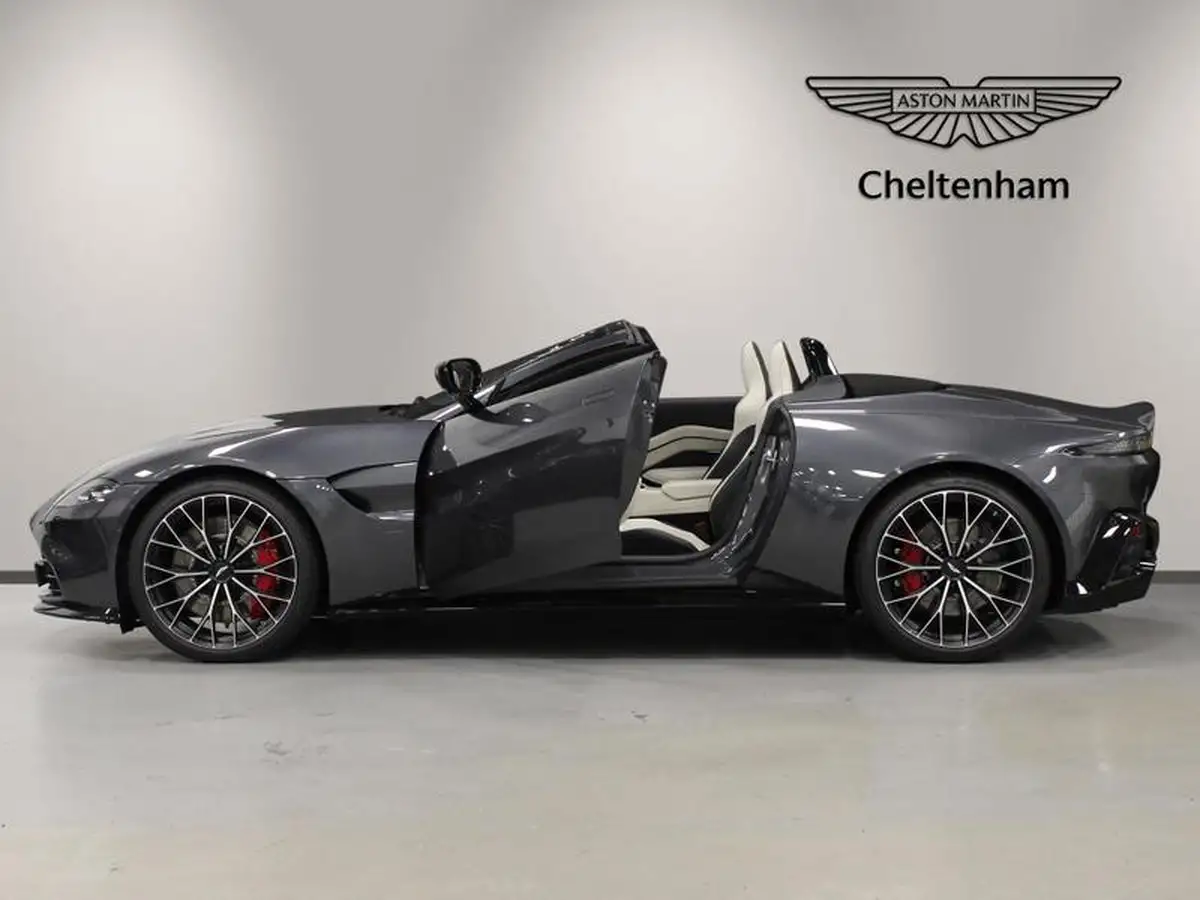 2024-aston-martin-vantage-40-v8-vantage-roadster-auto-big-21