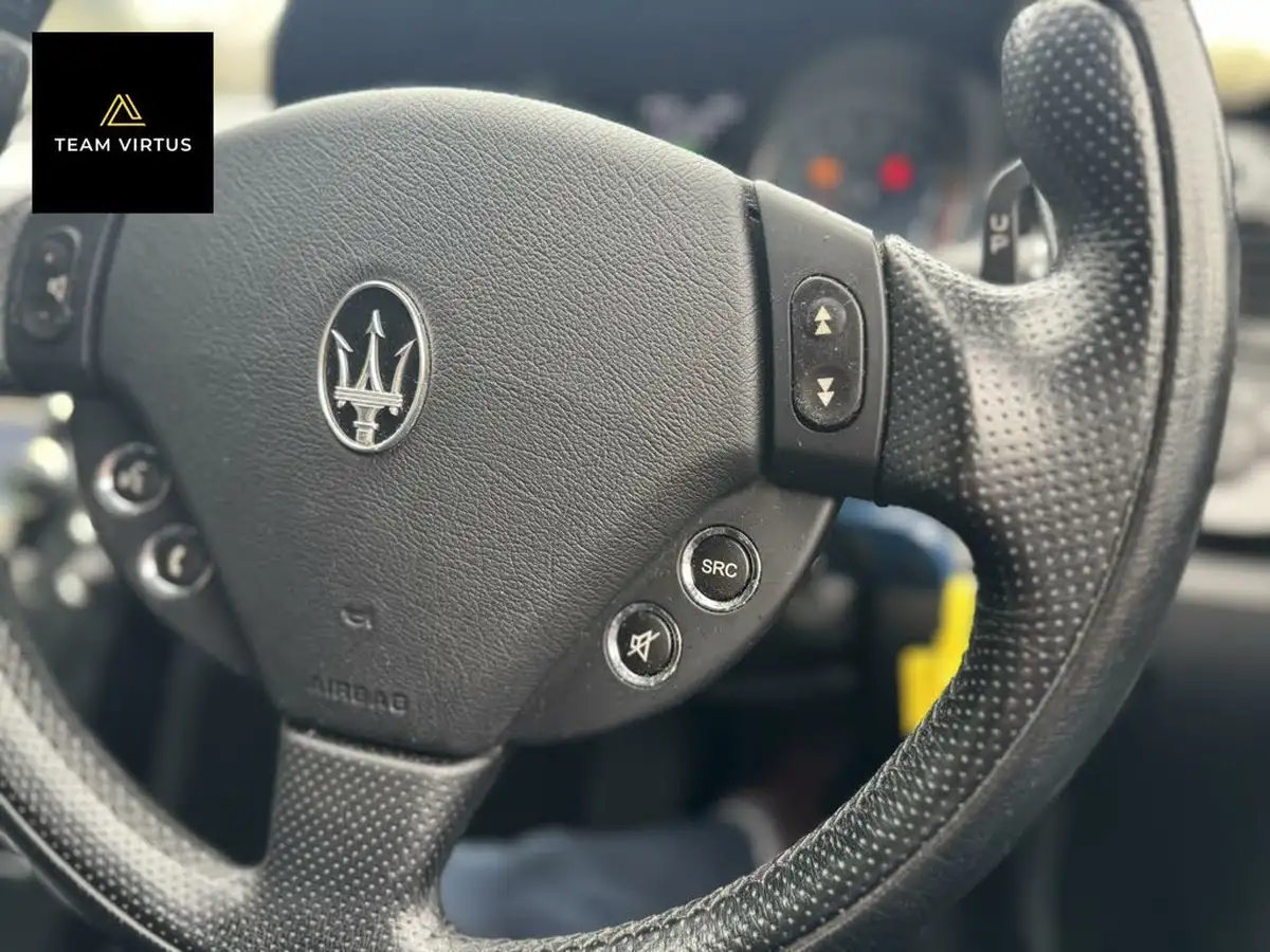 2009-maserati-quattroporte-47-s-big-36