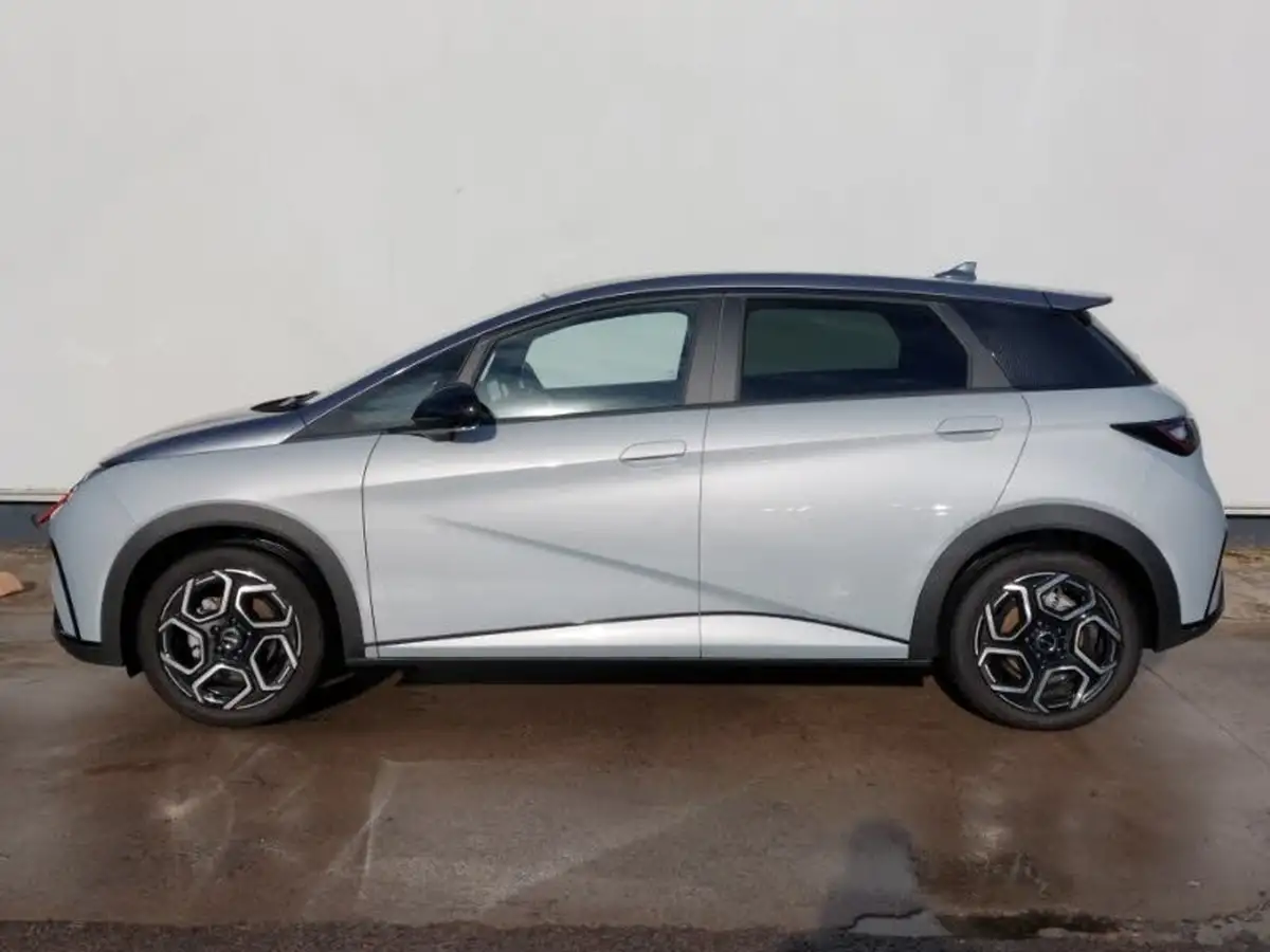2024-byd-dolphin-e-design-big-3