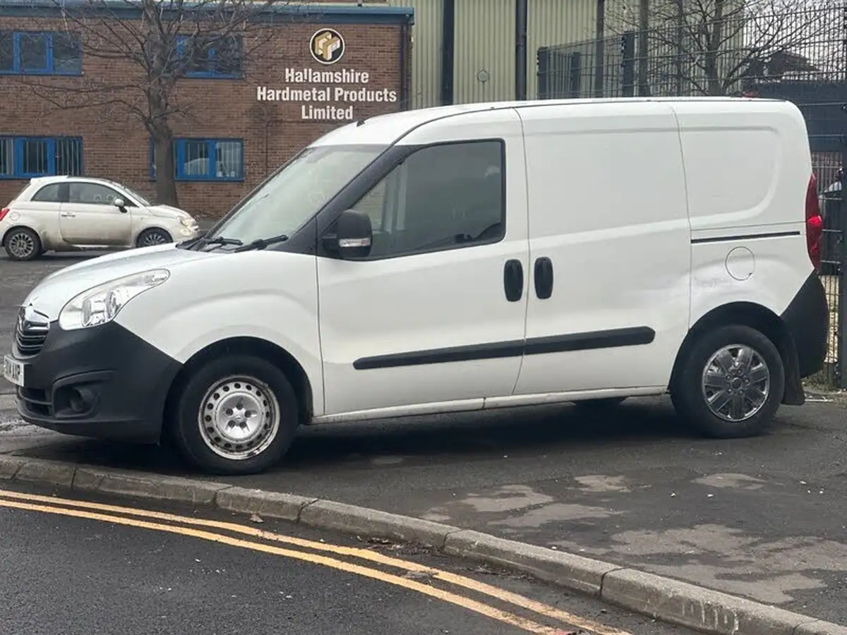 2014-vauxhall-combo-13td-combo-2000-ecoflex-panel-big-9