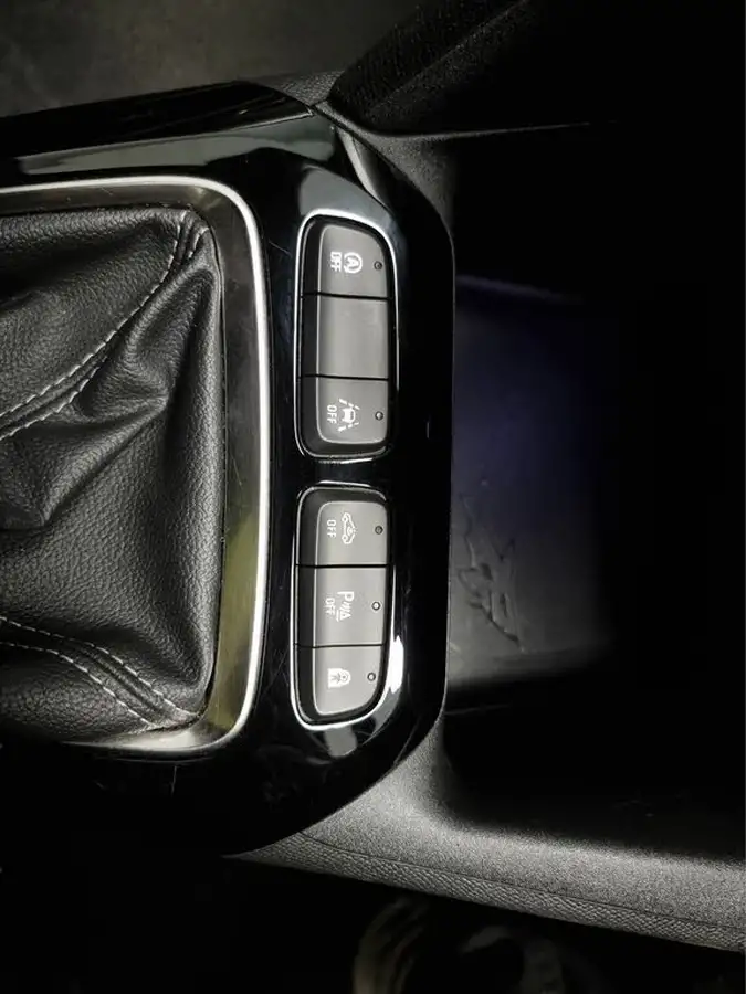 2023-vauxhall-corsa-12i-gs-big-14