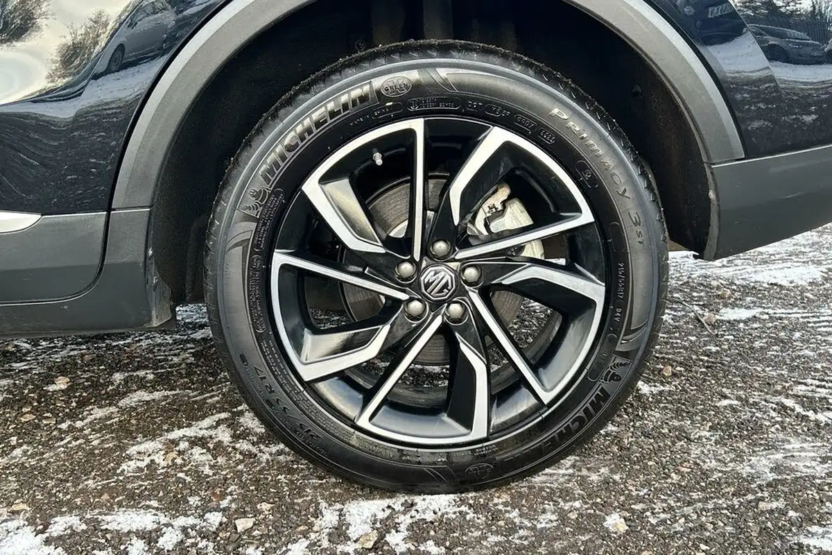 2023-mg-zs-suv-10t-gdi-exclusive-auto-big-4