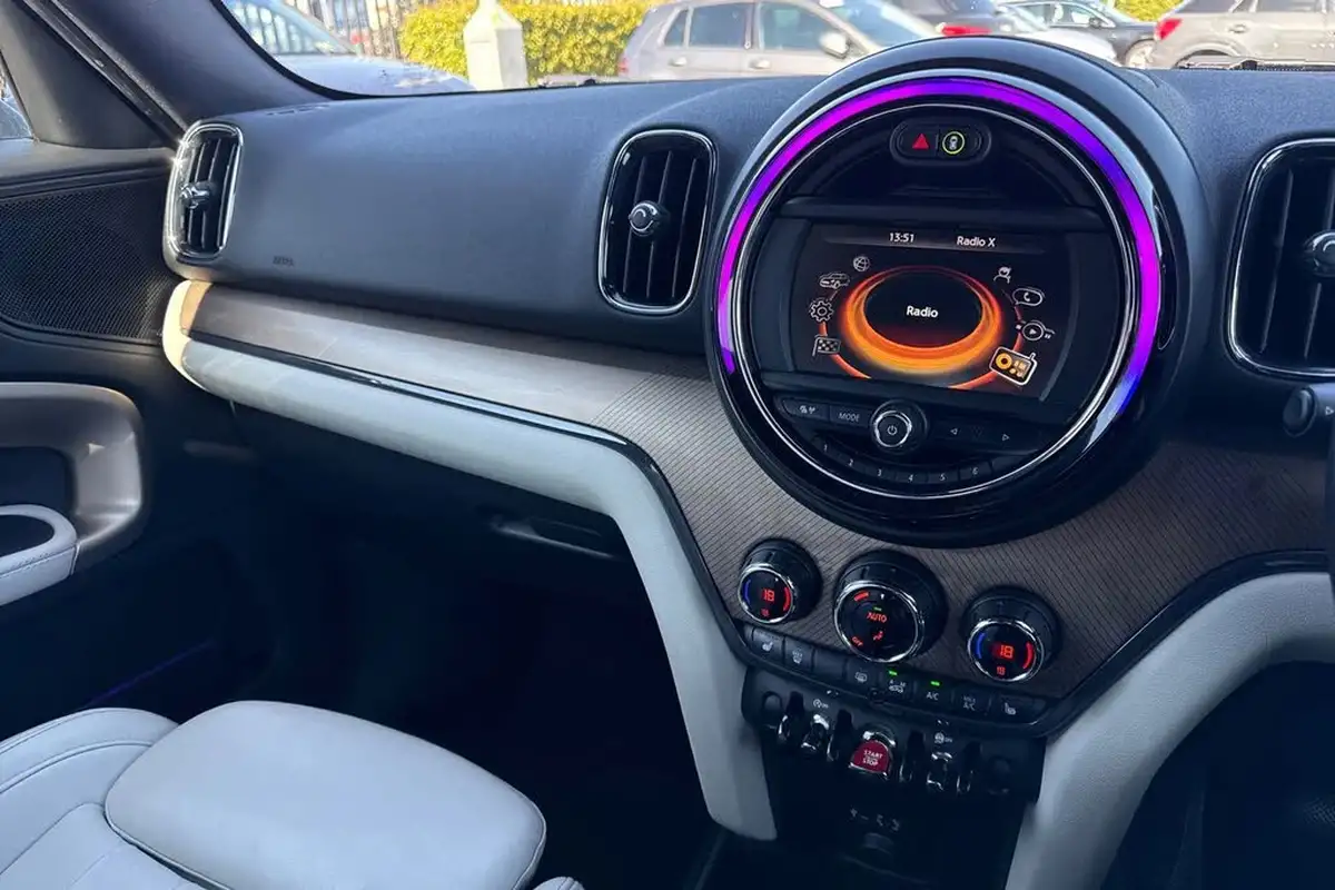 2017-mini-countryman-20td-cooper-d-ss-all4-big-44