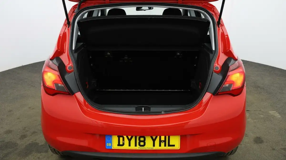 2018-vauxhall-corsa-14i-sri-90ps-ecoflex-5d-big-16