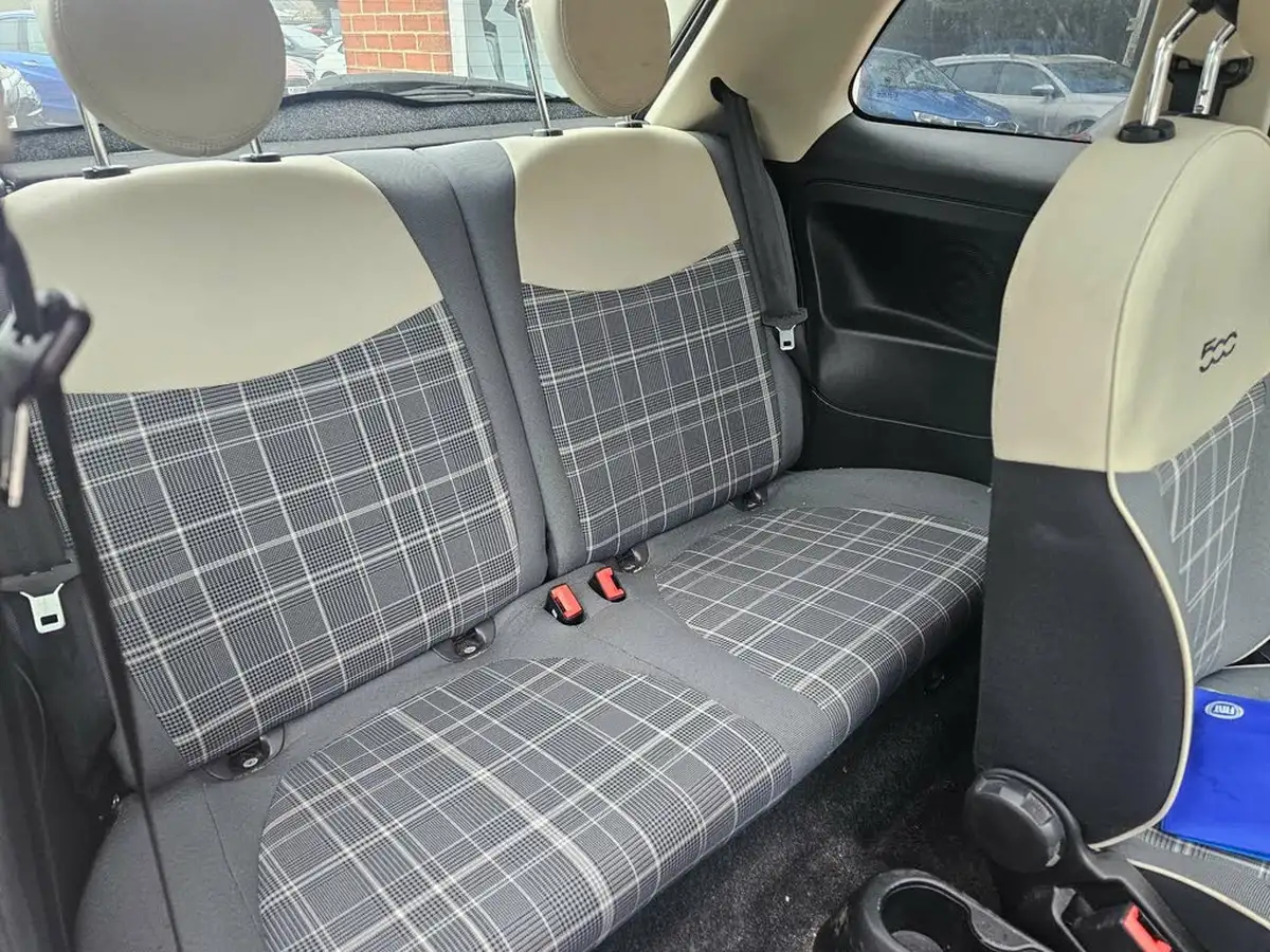 2018-fiat-500-12-lounge-big-23