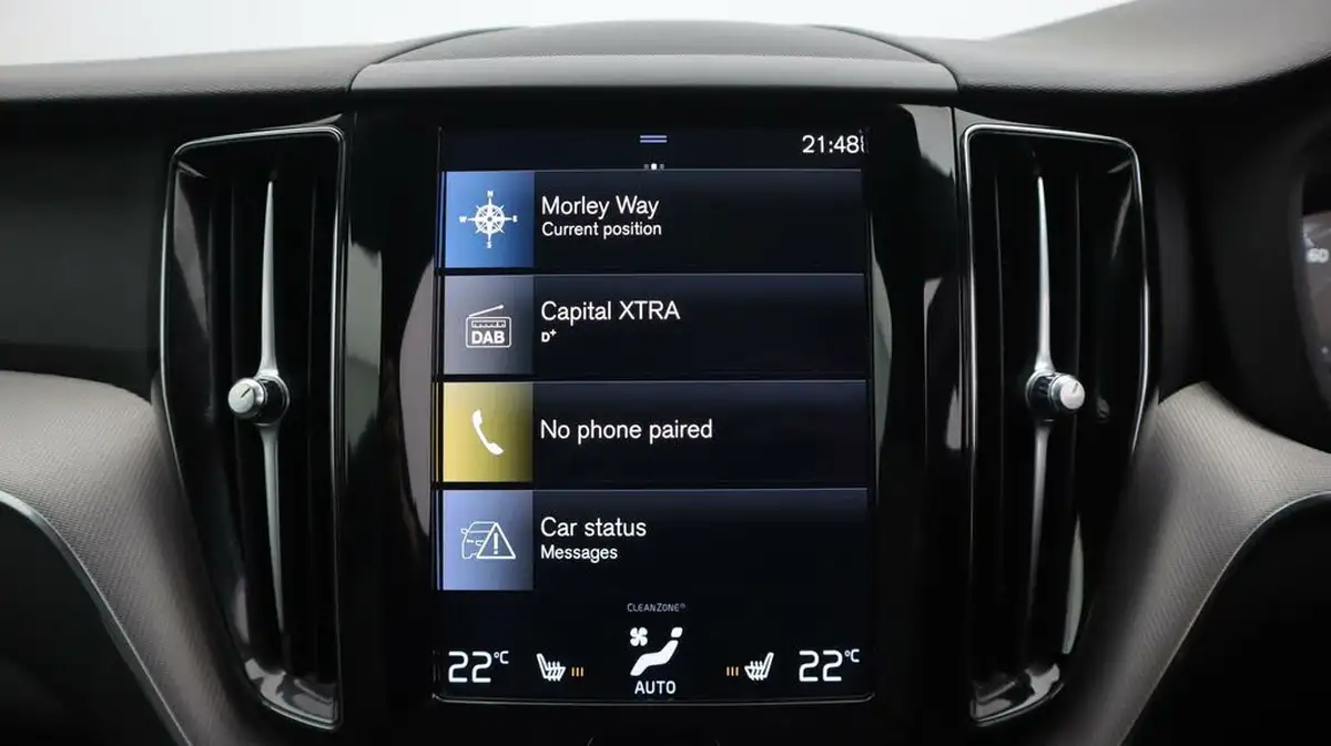 2021-volvo-xc60-20-b5-r-design-awd-big-11