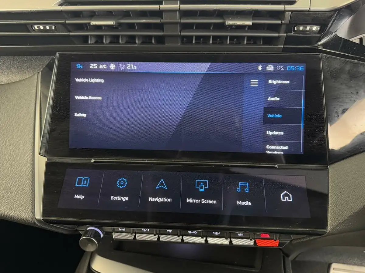 2023-peugeot-408-12-puretech-allure-premium-big-59