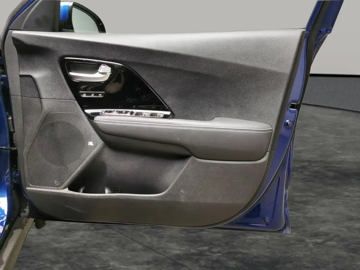 2021-kia-e-niro-ev-4-big-32